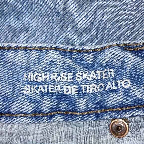 WILD FABLE Light Blue Flare Wide Leg Jeans Distressed Cutoff Hem Womens Size 10 - Picture 8 of 13